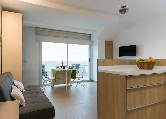 Living Canteras Homes - Front-line *